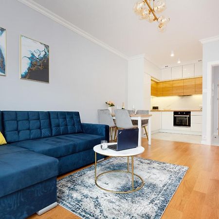 Apartament Dom Przy Okrzei By Renters Prestige Warsawa Bagian luar foto