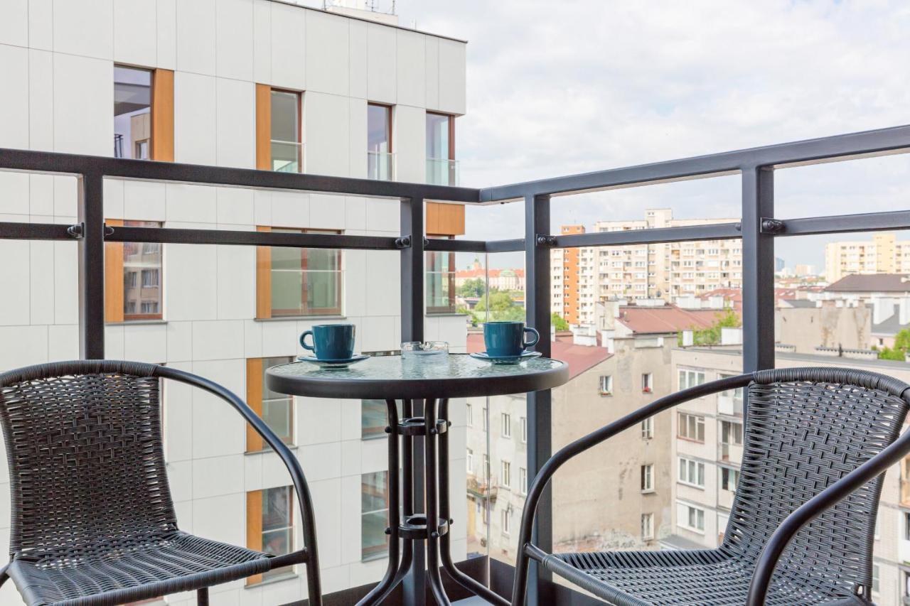 Apartament Dom Przy Okrzei By Renters Prestige Warsawa Bagian luar foto